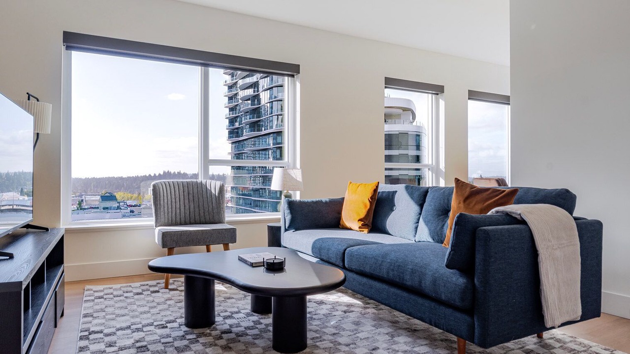 Photo of Livingroom in Northwest Bellevue