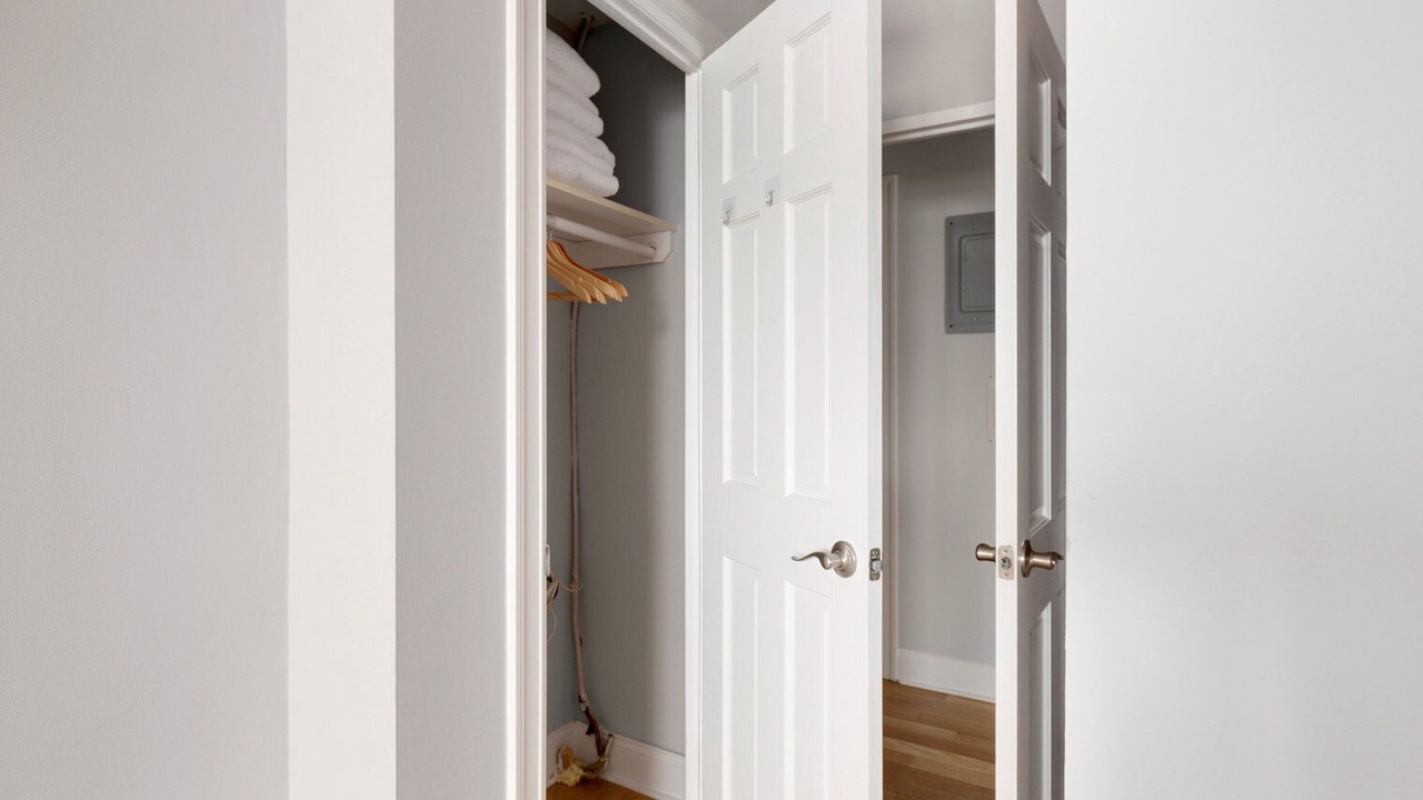 Photo of Others in Manhattan Valley