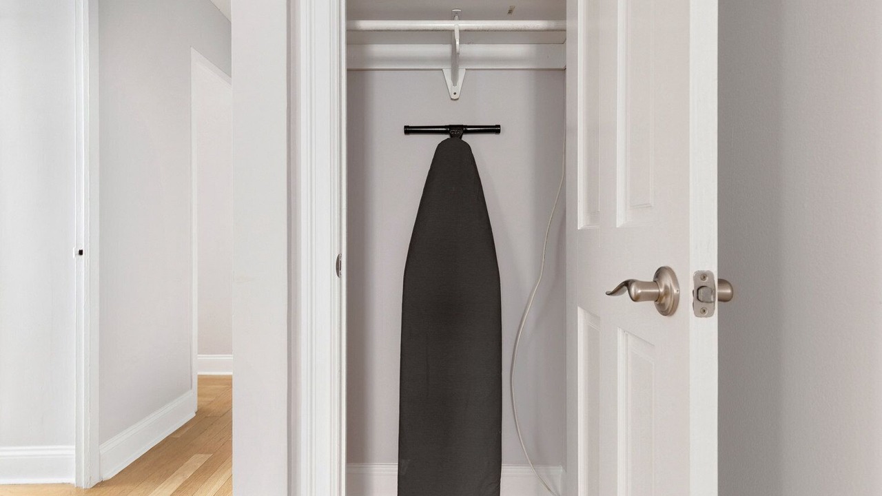 Photo of Others in Manhattan Valley