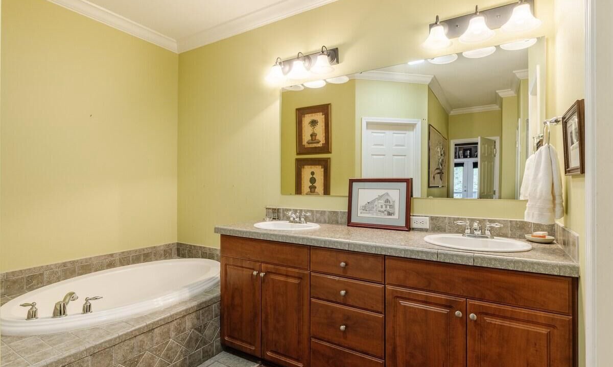 Photo of Bathroom in Easley