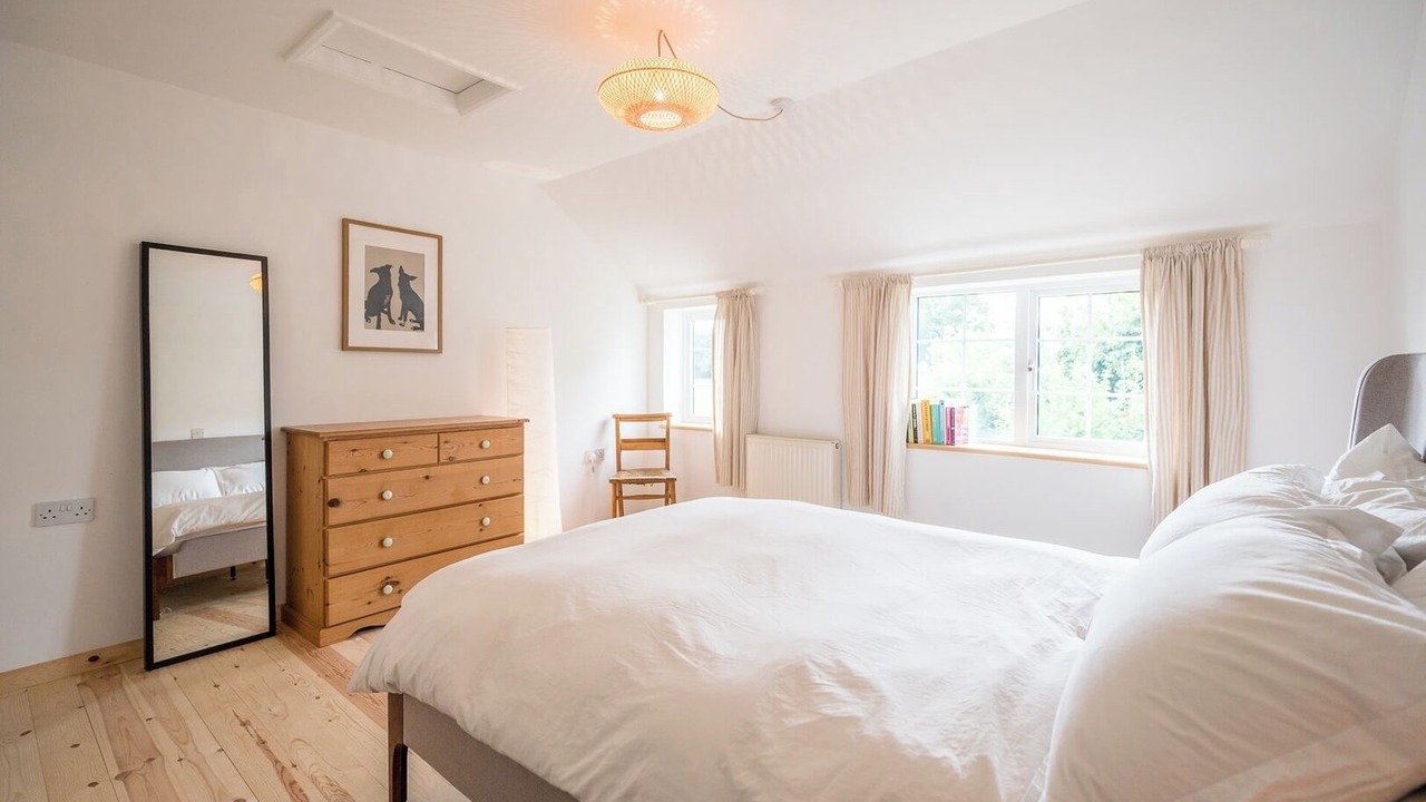 Photo of Bedroom in Monk Soham