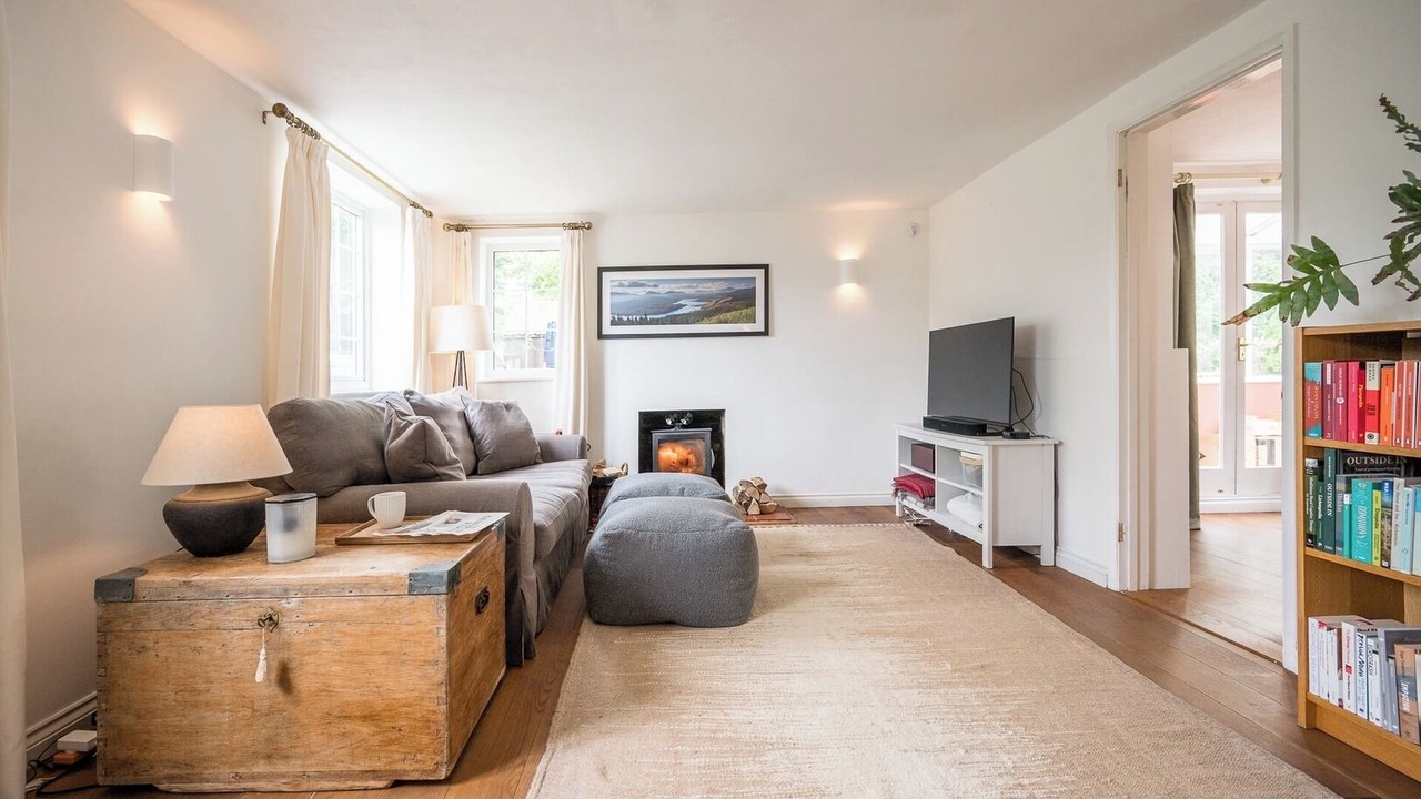 Photo of Livingroom in Monk Soham