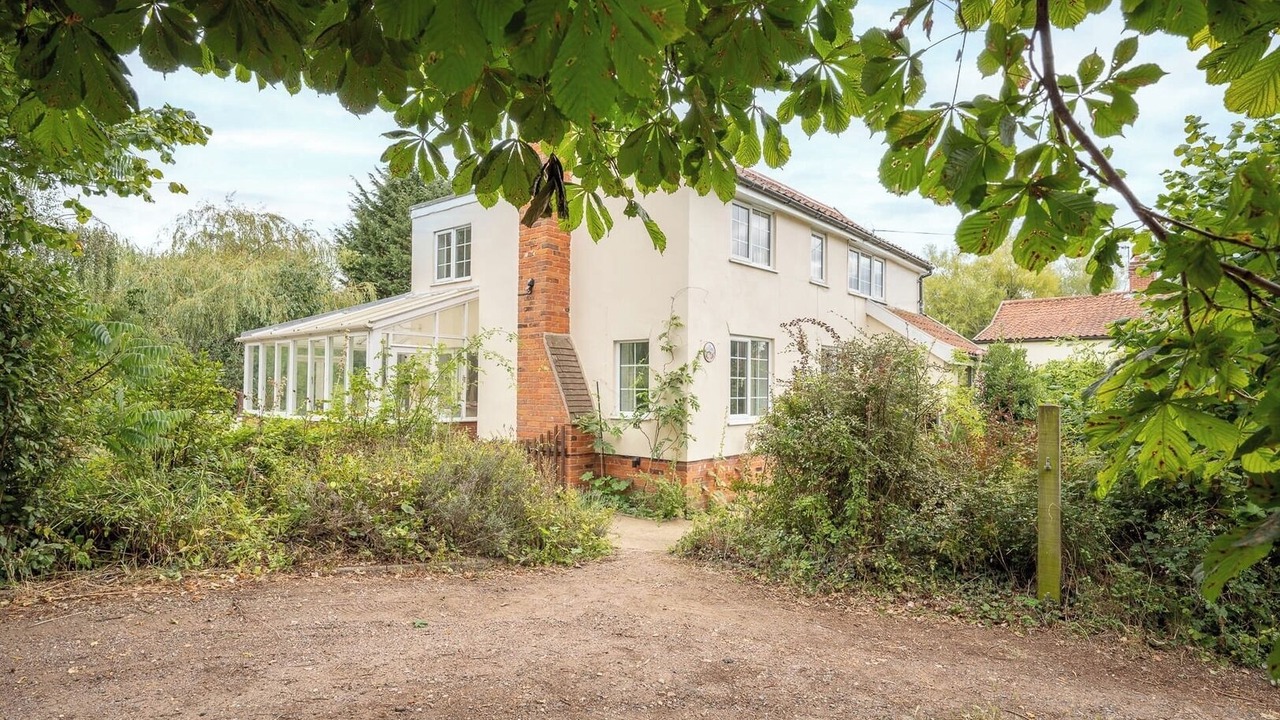 Photo of Outdoor in Monk Soham