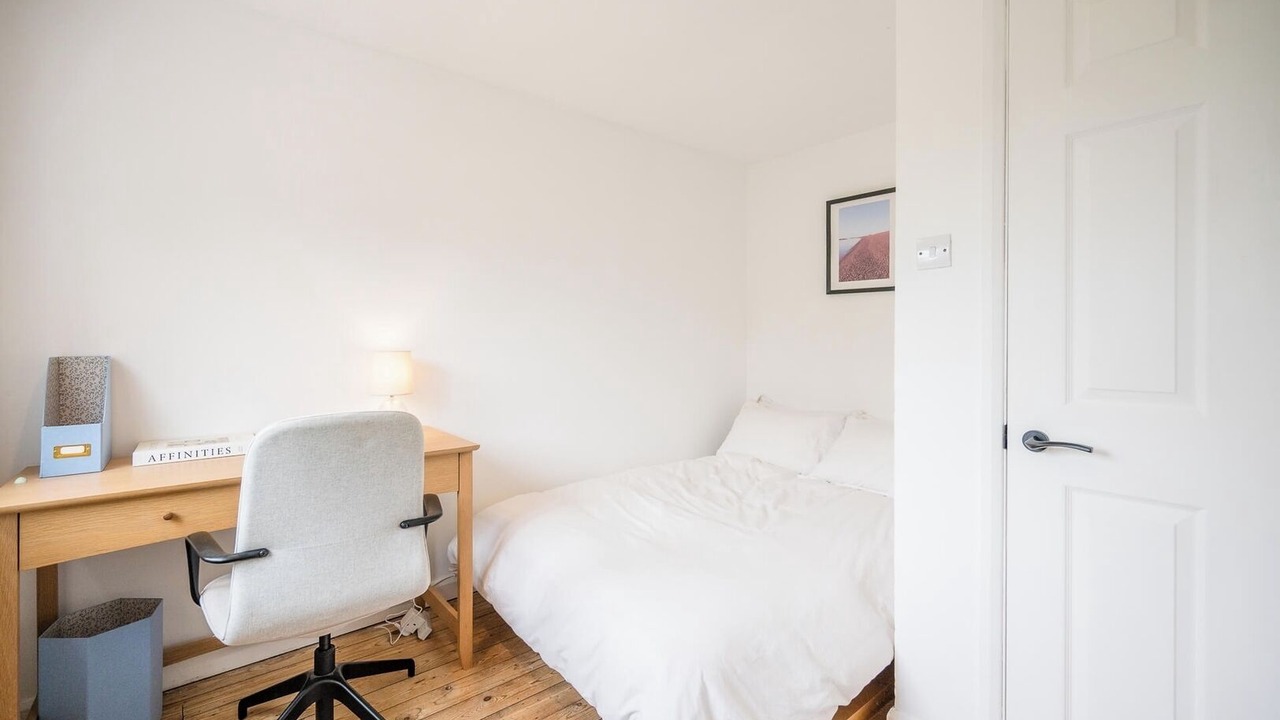 Photo of Bedroom in Monk Soham