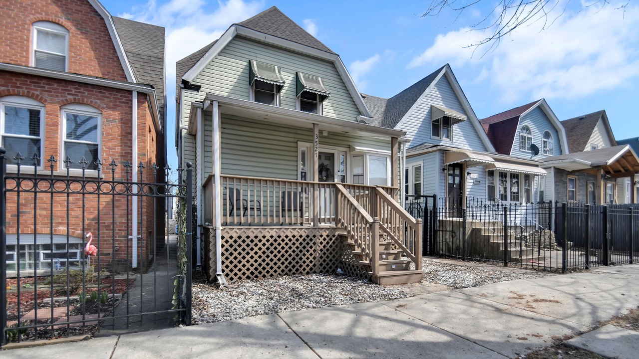 Photo of Outdoor in Brighton Park