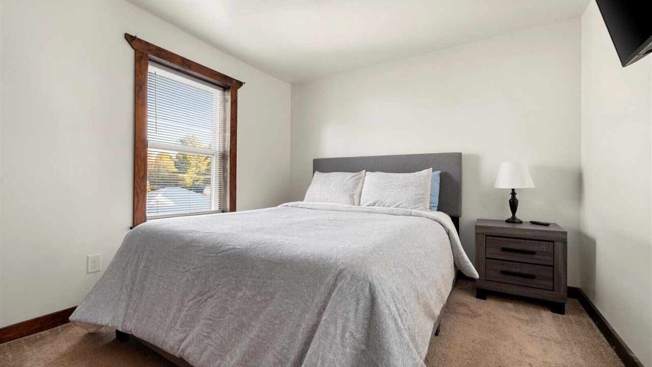 Photo of Bedroom in Boonville