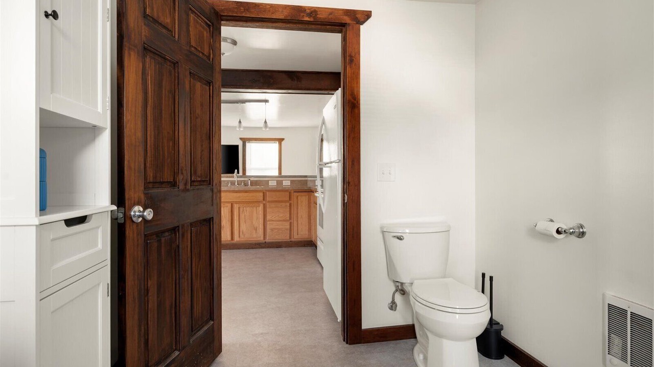 Photo of Bathroom in Boonville