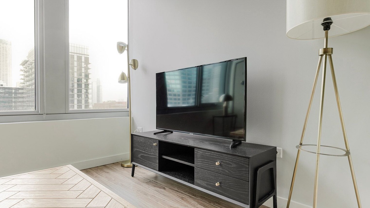 Photo of Others in West Loop Gate