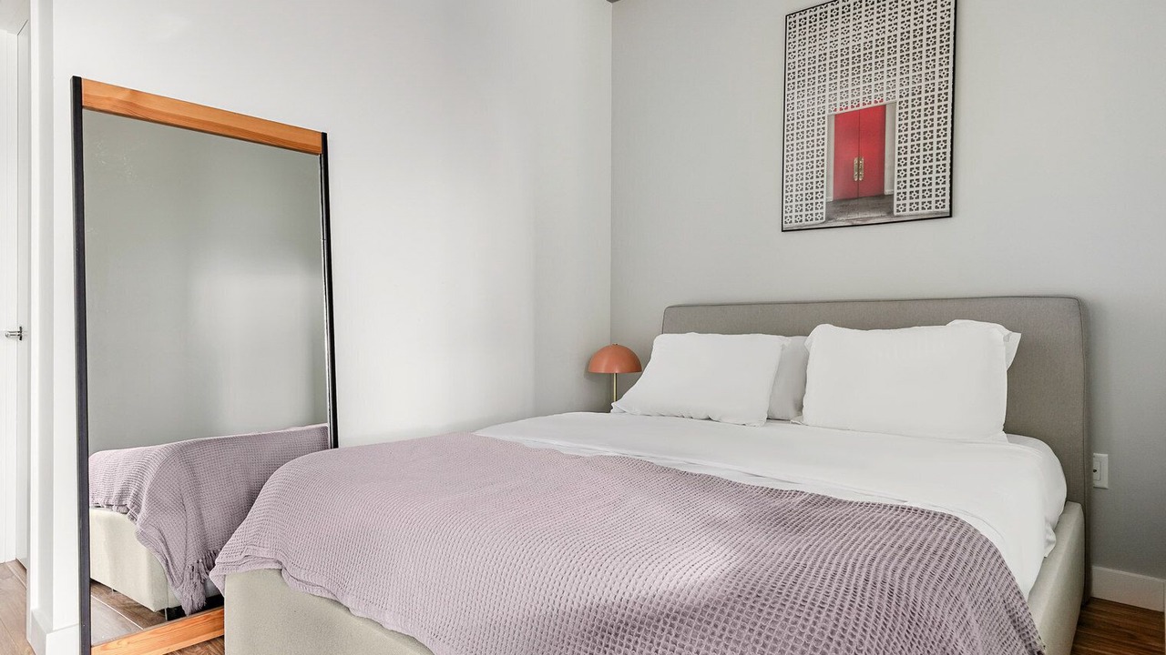 Photo of Bedroom in West Loop Gate