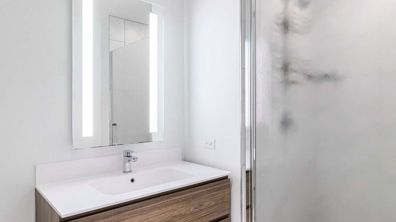 Photo of Bathroom in River North