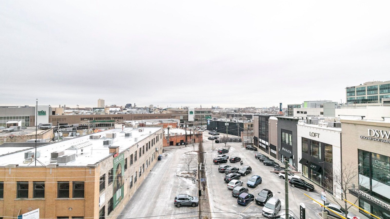 Photo of Others in River North