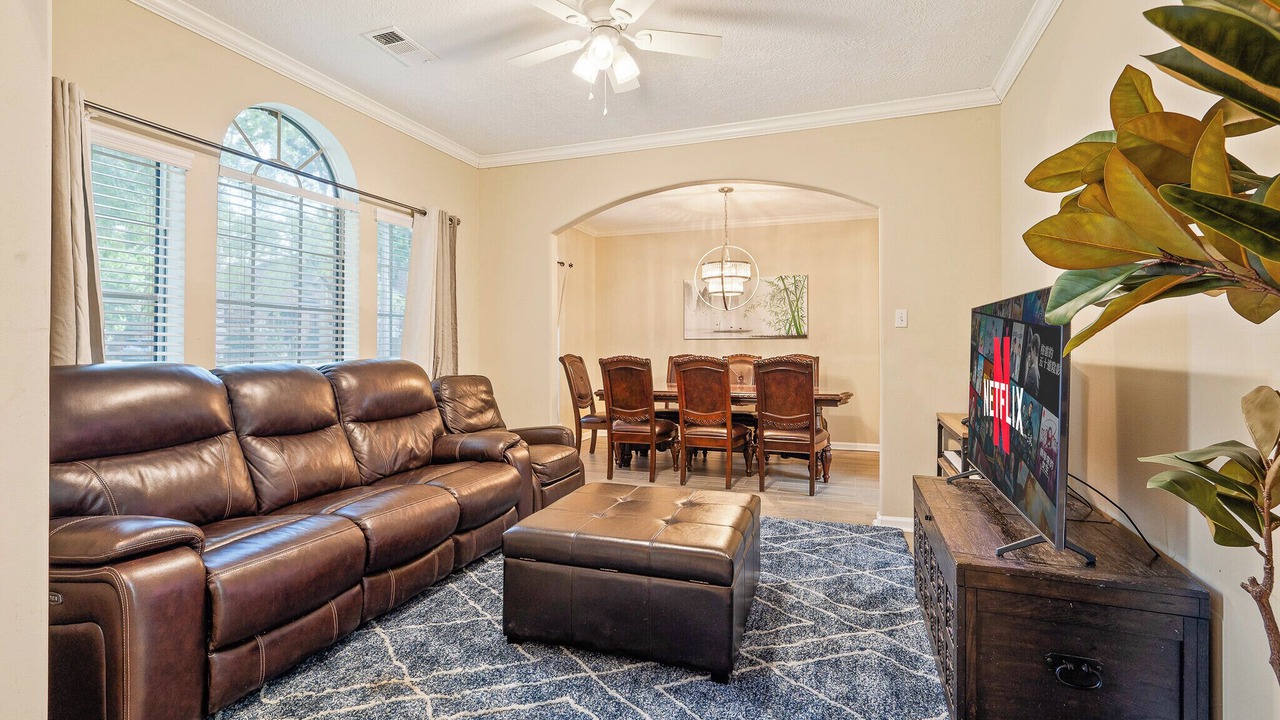 Photo of Livingroom in Champion Forest