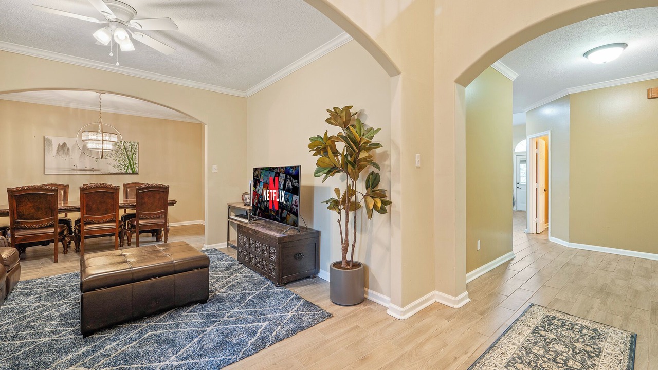 Photo of Livingroom in Champion Forest