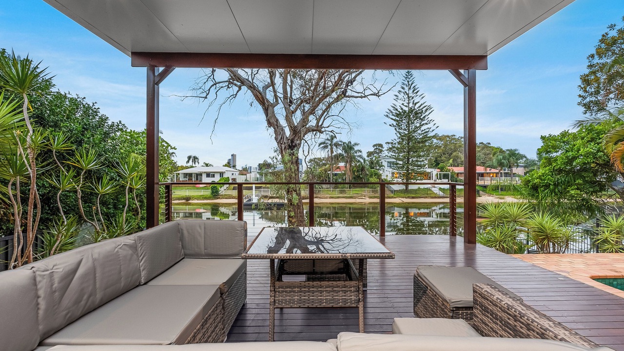 Photo of Patio Balcony in Mermaid Waters