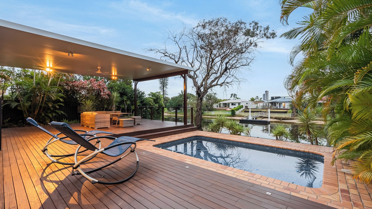 Photo of Outdoor in Mermaid Waters