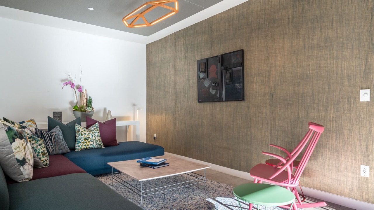 Photo of Livingroom in Assembly Square