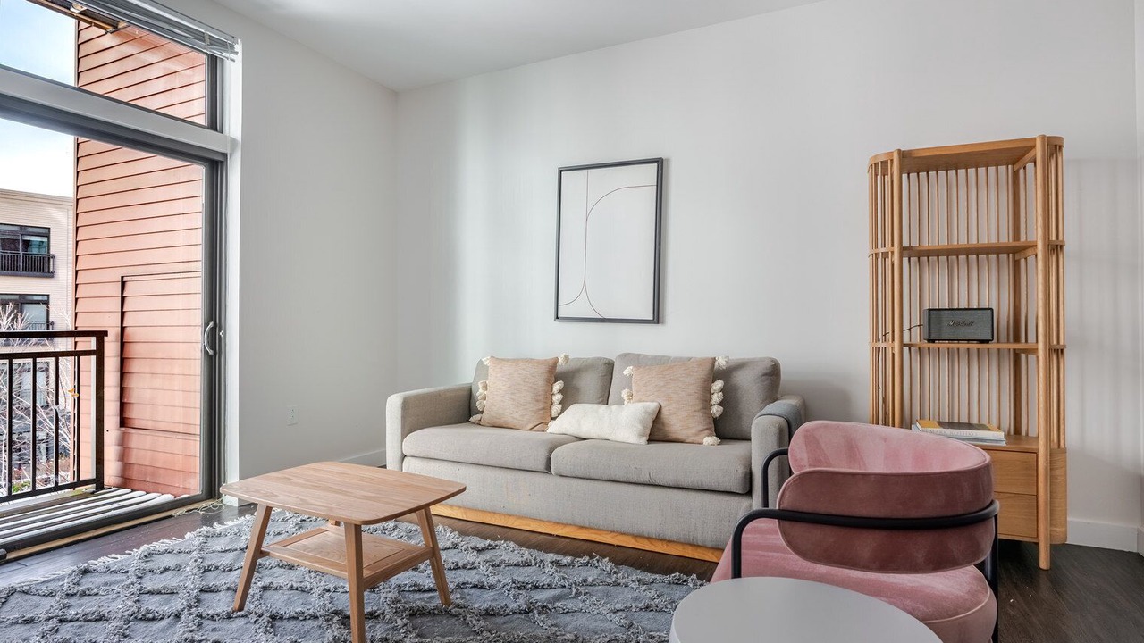 Photo of Livingroom in Assembly Square