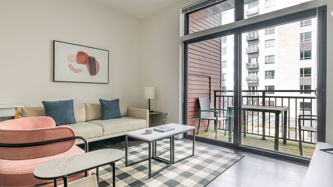 Photo of Livingroom in Assembly Square