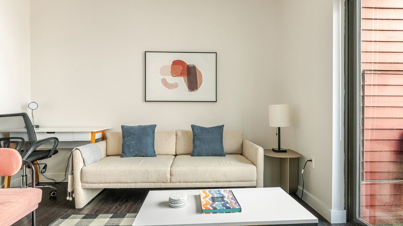Photo of Livingroom in Assembly Square