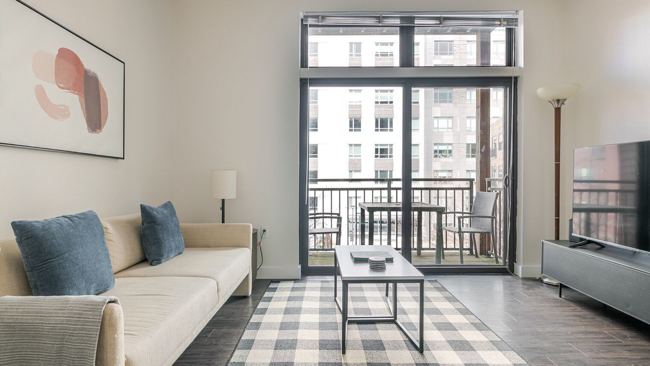 Photo of Livingroom in Assembly Square