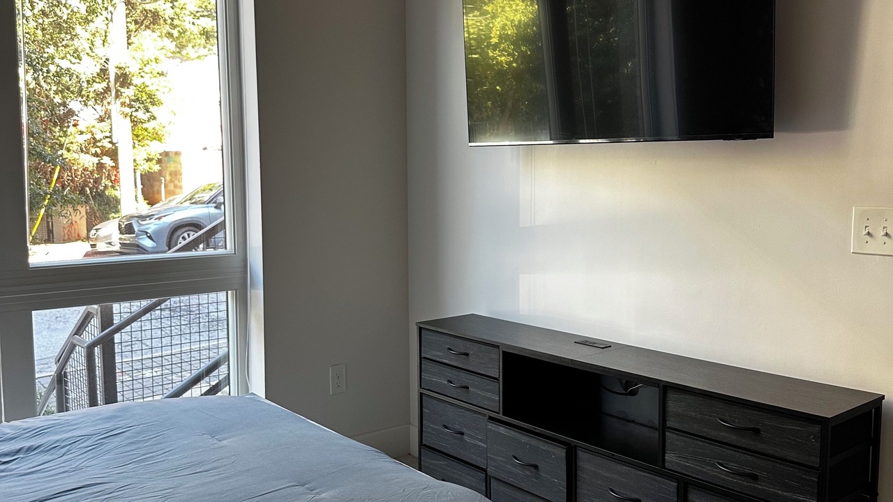 Photo of Bedroom in Westside