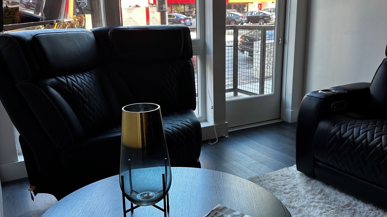 Photo of Livingroom in Westside