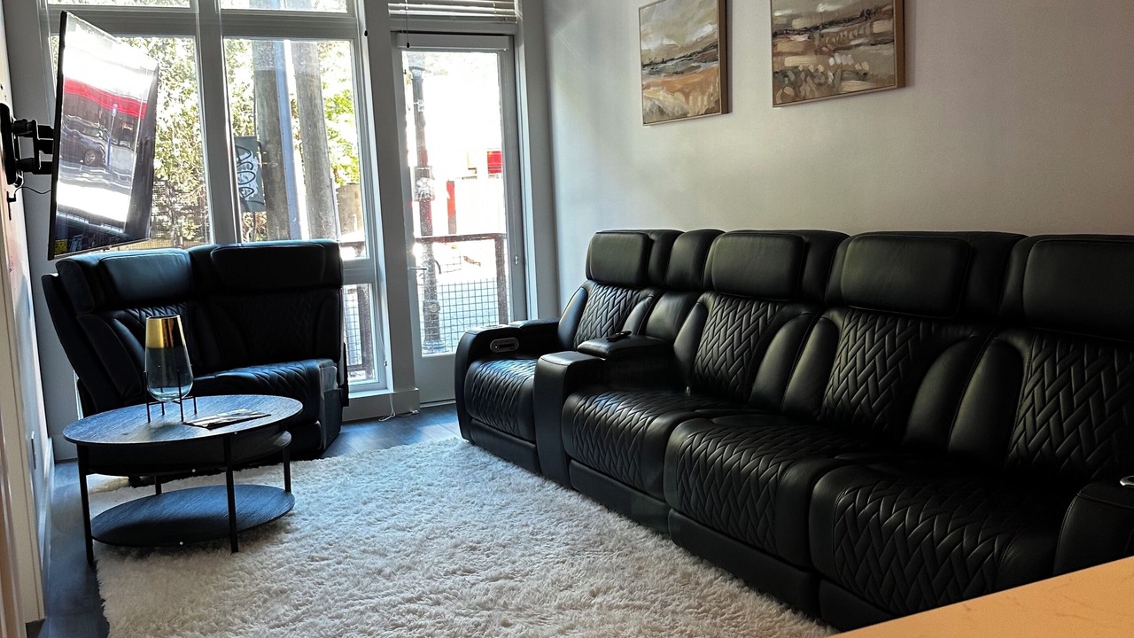 Photo of Livingroom in Westside