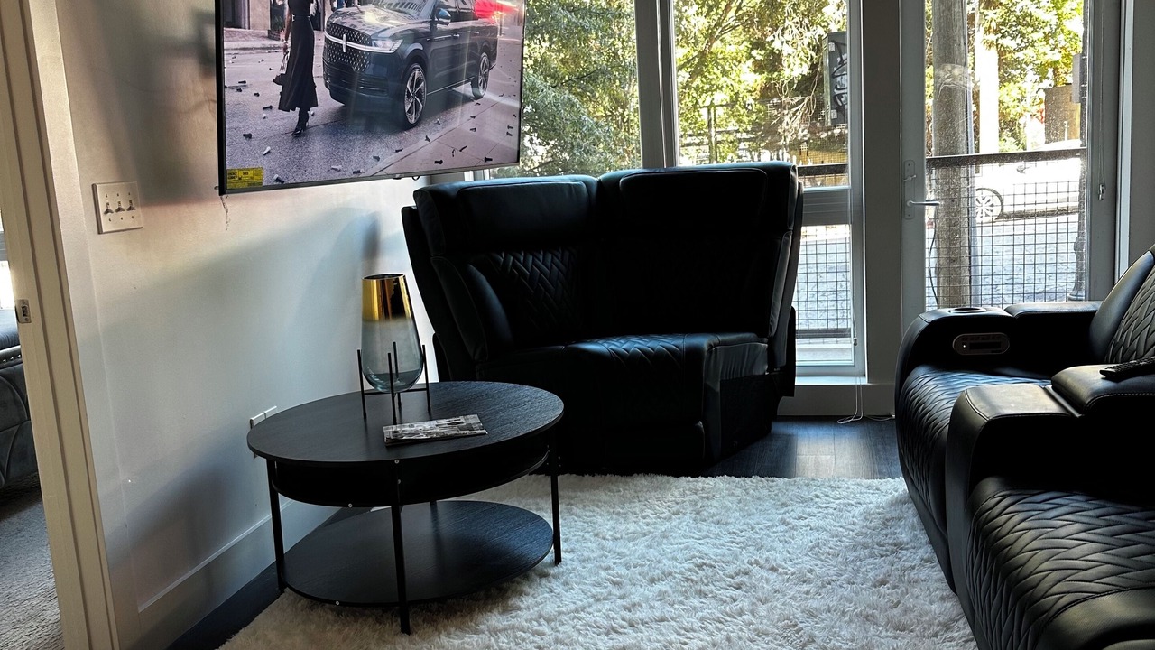 Photo of Livingroom in Westside