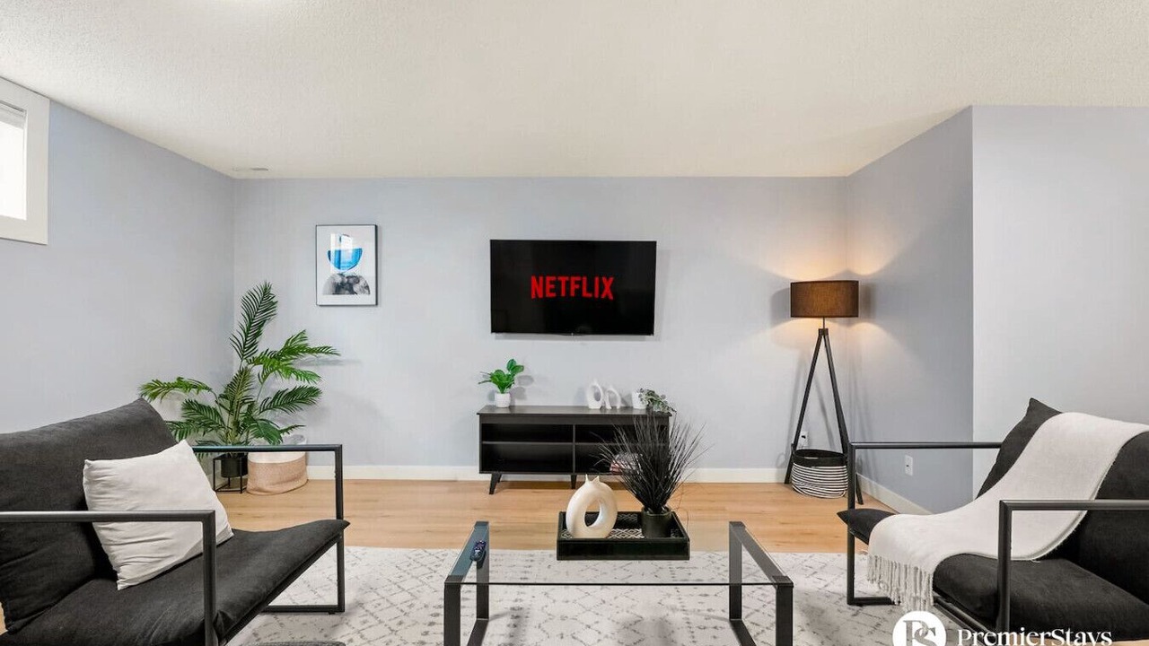 Photo of Livingroom in Southeast Calgary