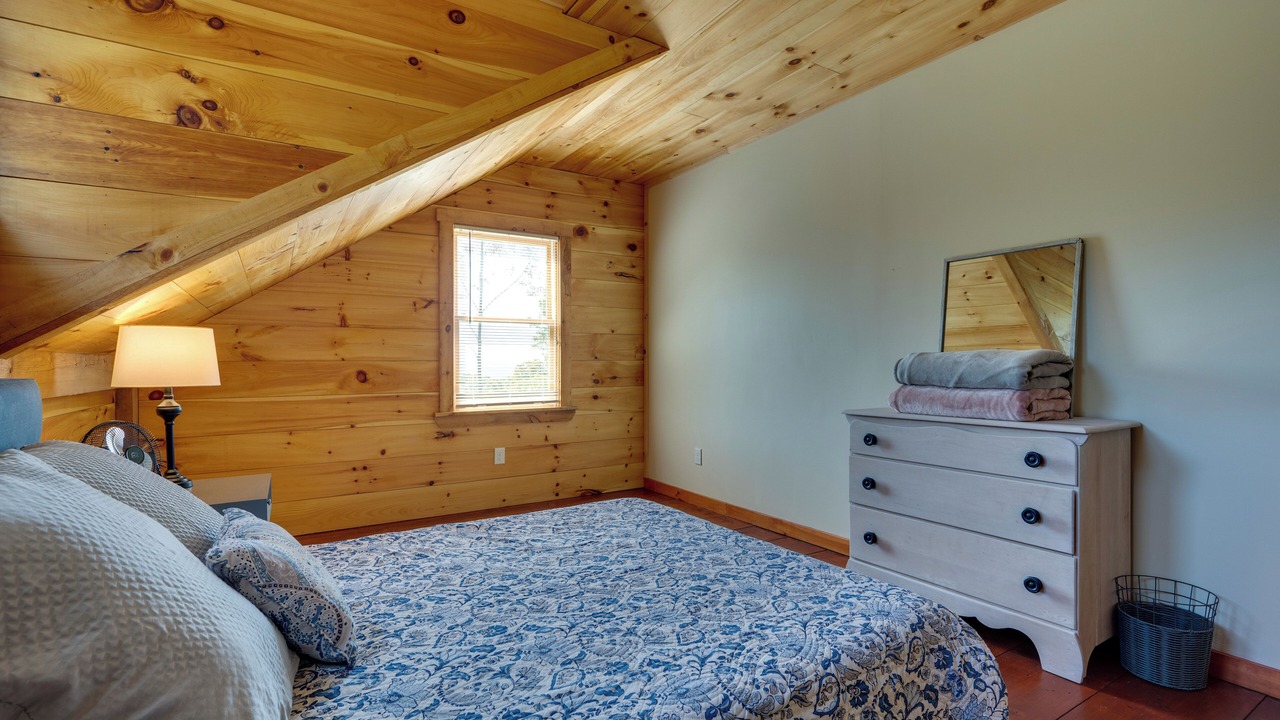 Photo of Bedroom in Sharon