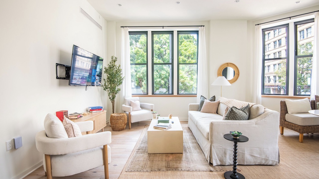 Photo of Bedroom in Central City