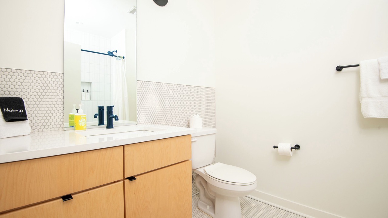 Photo of Bathroom in Central City