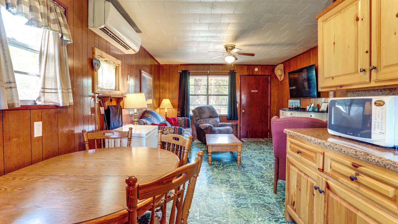 Photo of Livingroom in Greers Ferry