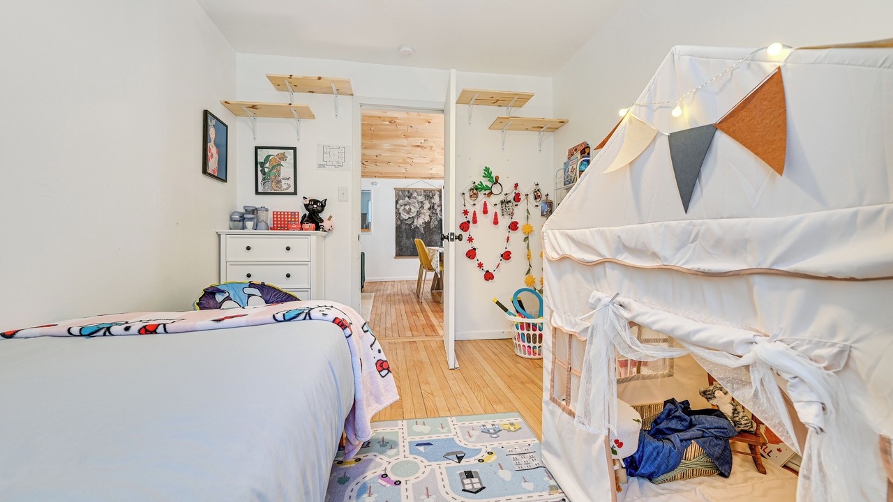 Photo of Bedroom in Summit