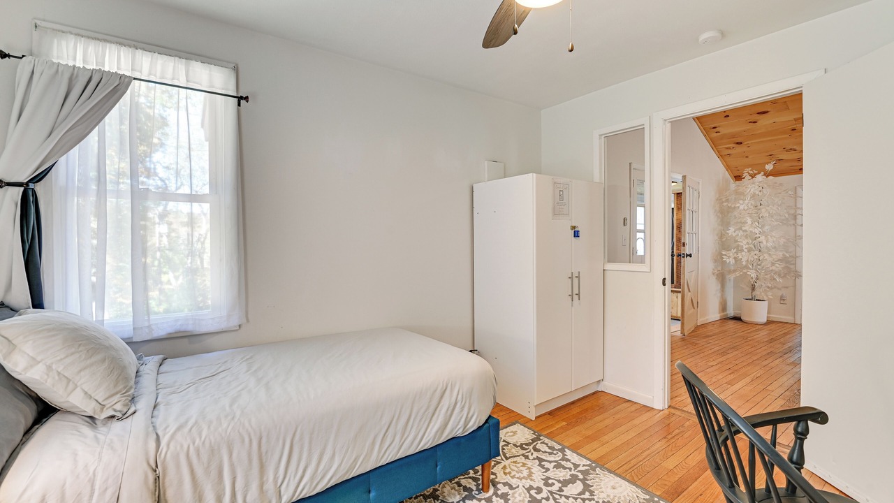 Photo of Bedroom in Summit