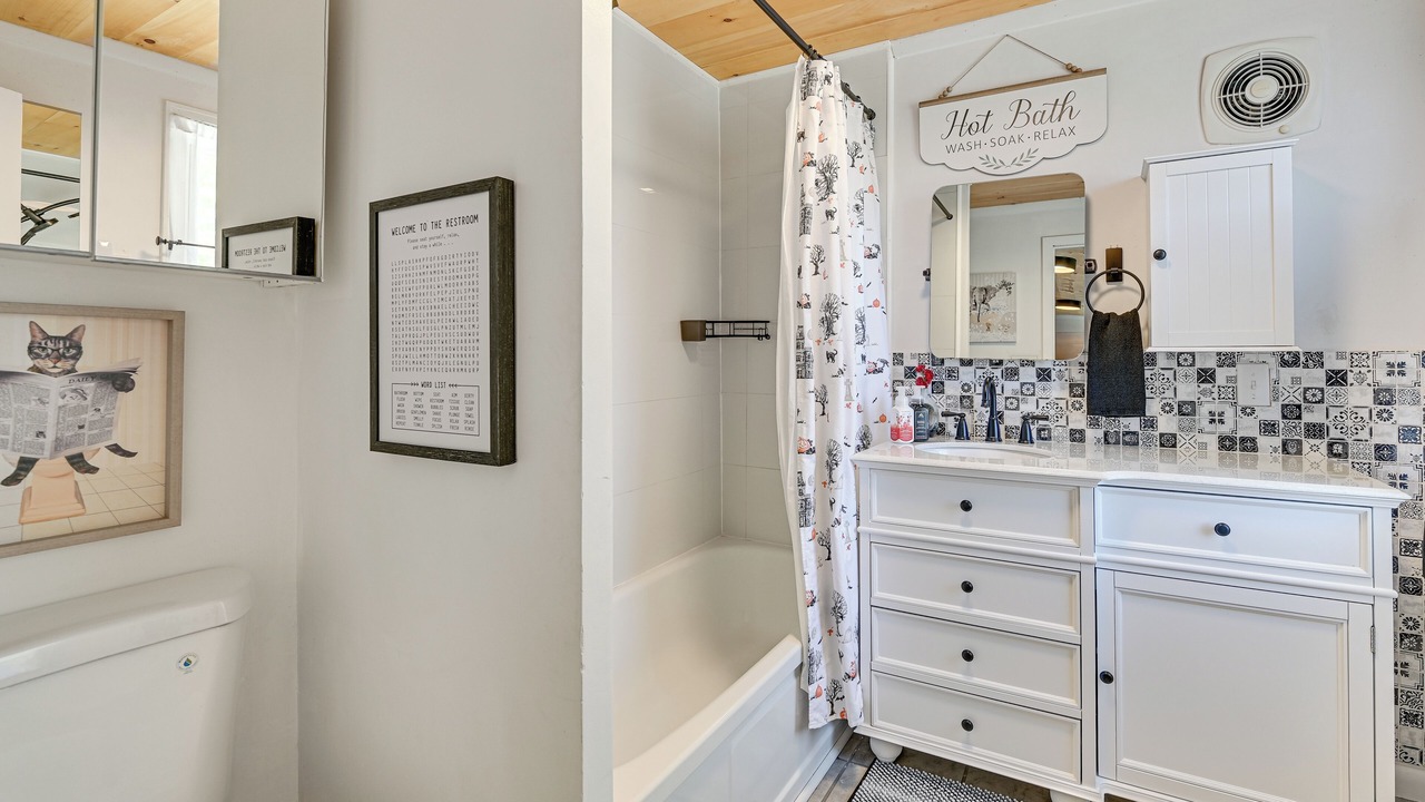 Photo of Bathroom in Summit