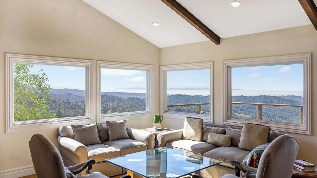 Photo of Livingroom in Los Gatos