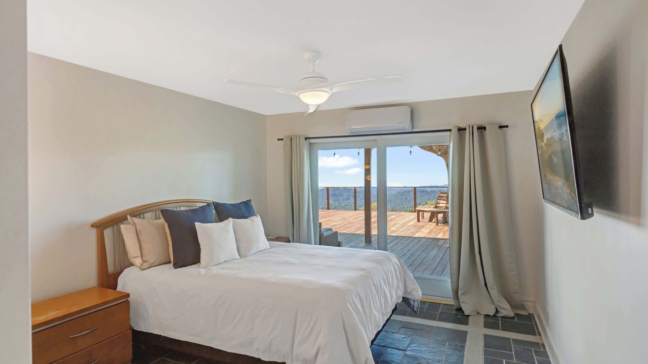 Photo of Bedroom in Los Gatos