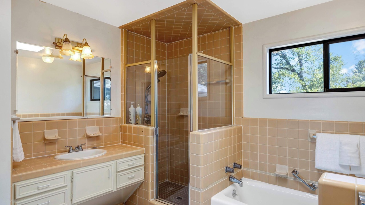 Photo of Bathroom in Los Gatos