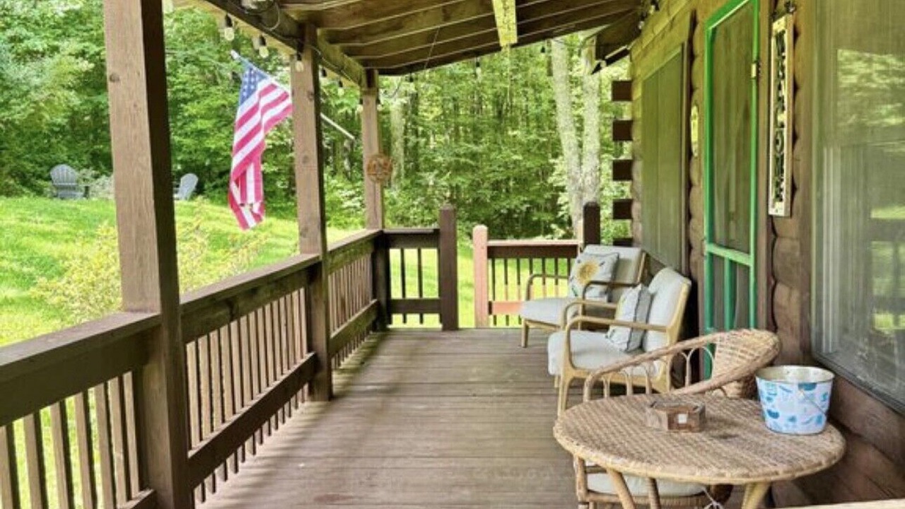 Photo of Patio Balcony in Canvas