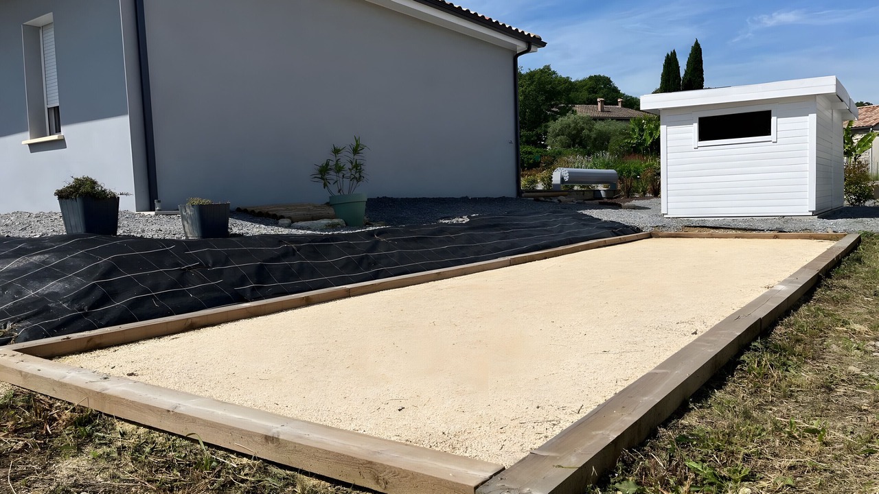 Photo of Outdoor in Berrias-et-Casteljau