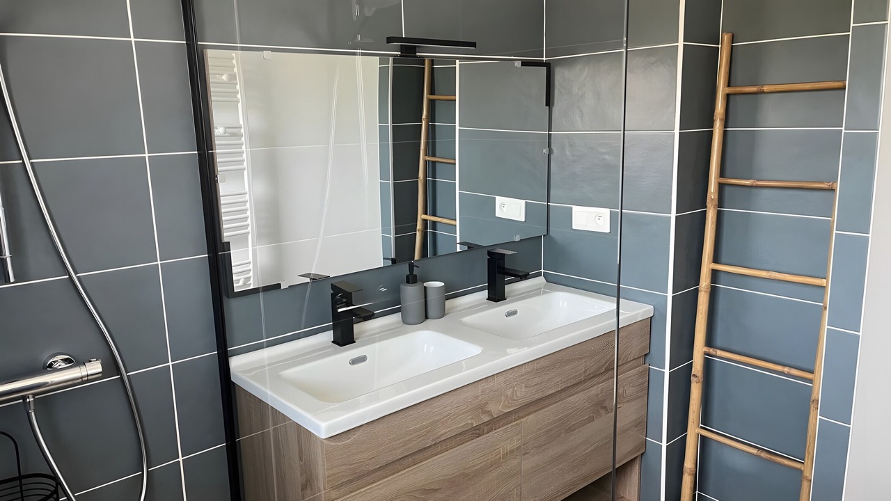 Photo of Bathroom in Berrias-et-Casteljau