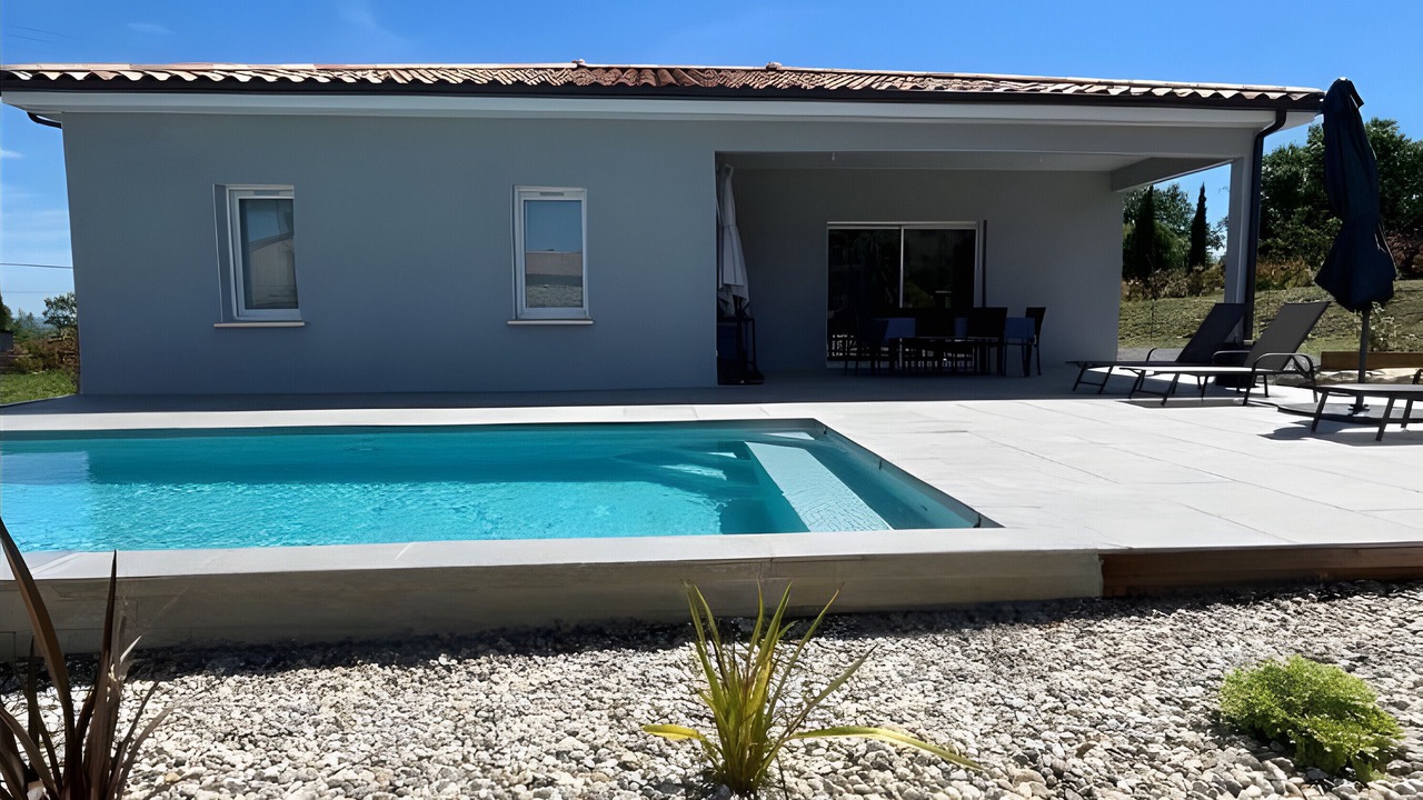 Photo of Outdoor in Berrias-et-Casteljau