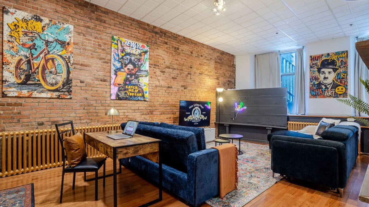 Photo of Livingroom in International District