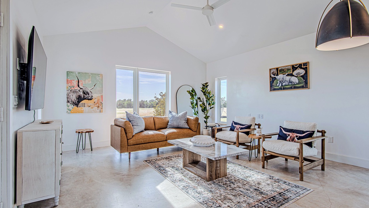 Photo of Livingroom in Carmine