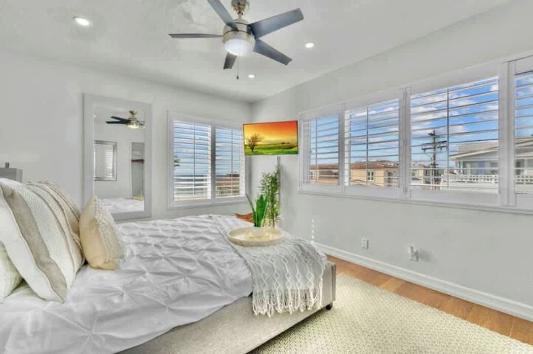 Photo of Bedroom in Mission Beach