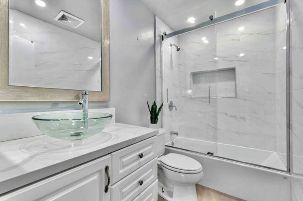 Photo of Bathroom in Mission Beach