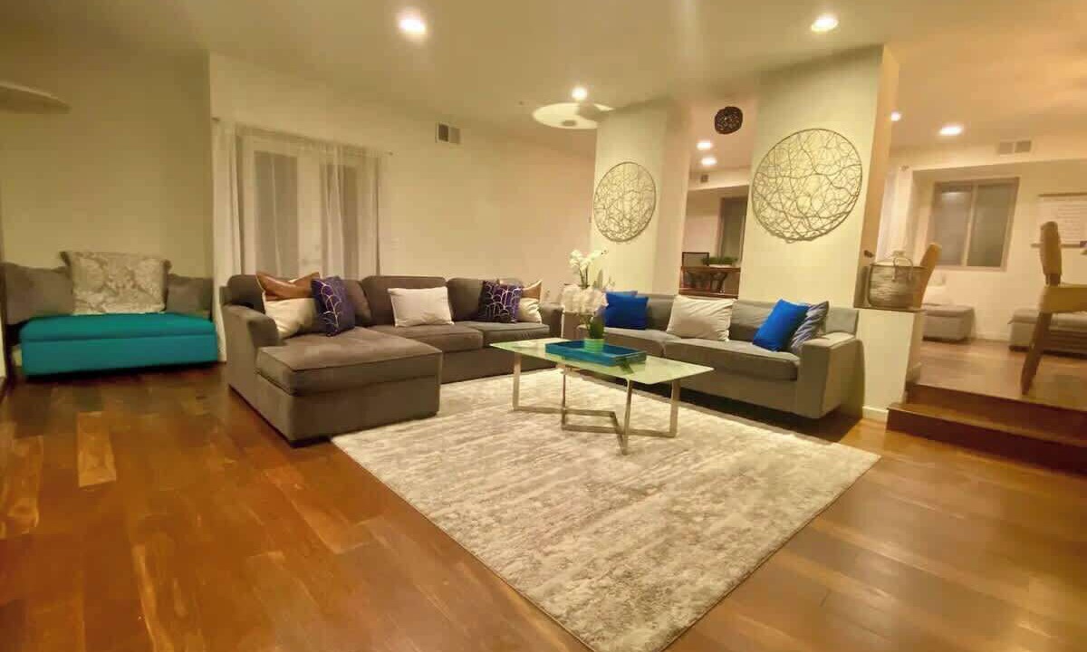 Photo of Livingroom in South Mission Beach