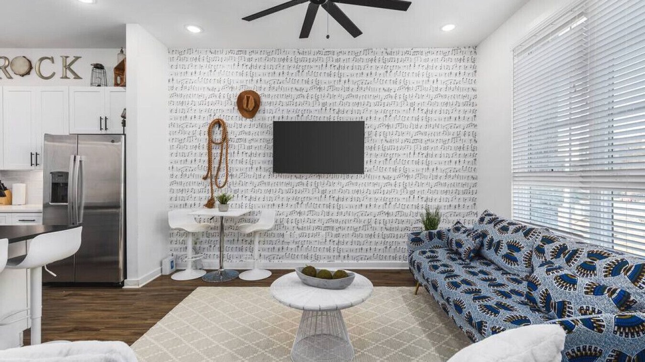 Photo of Bedroom in Cleveland Park
