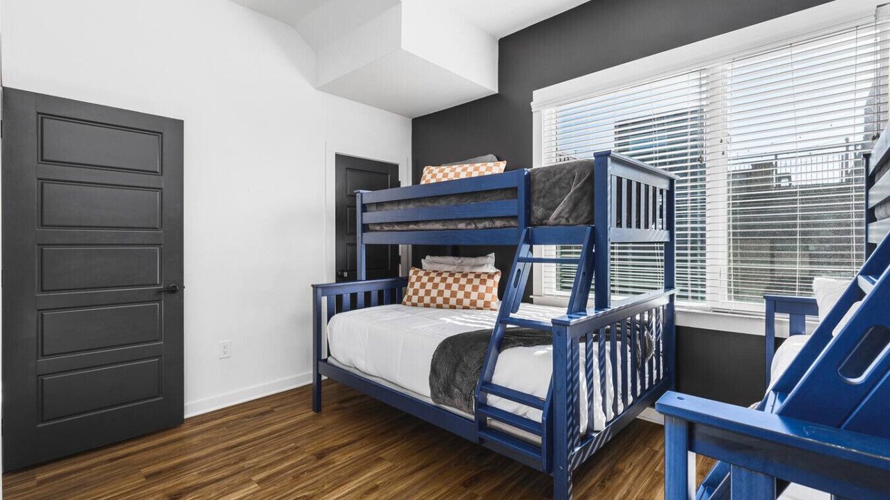 Photo of Bedroom in Cleveland Park